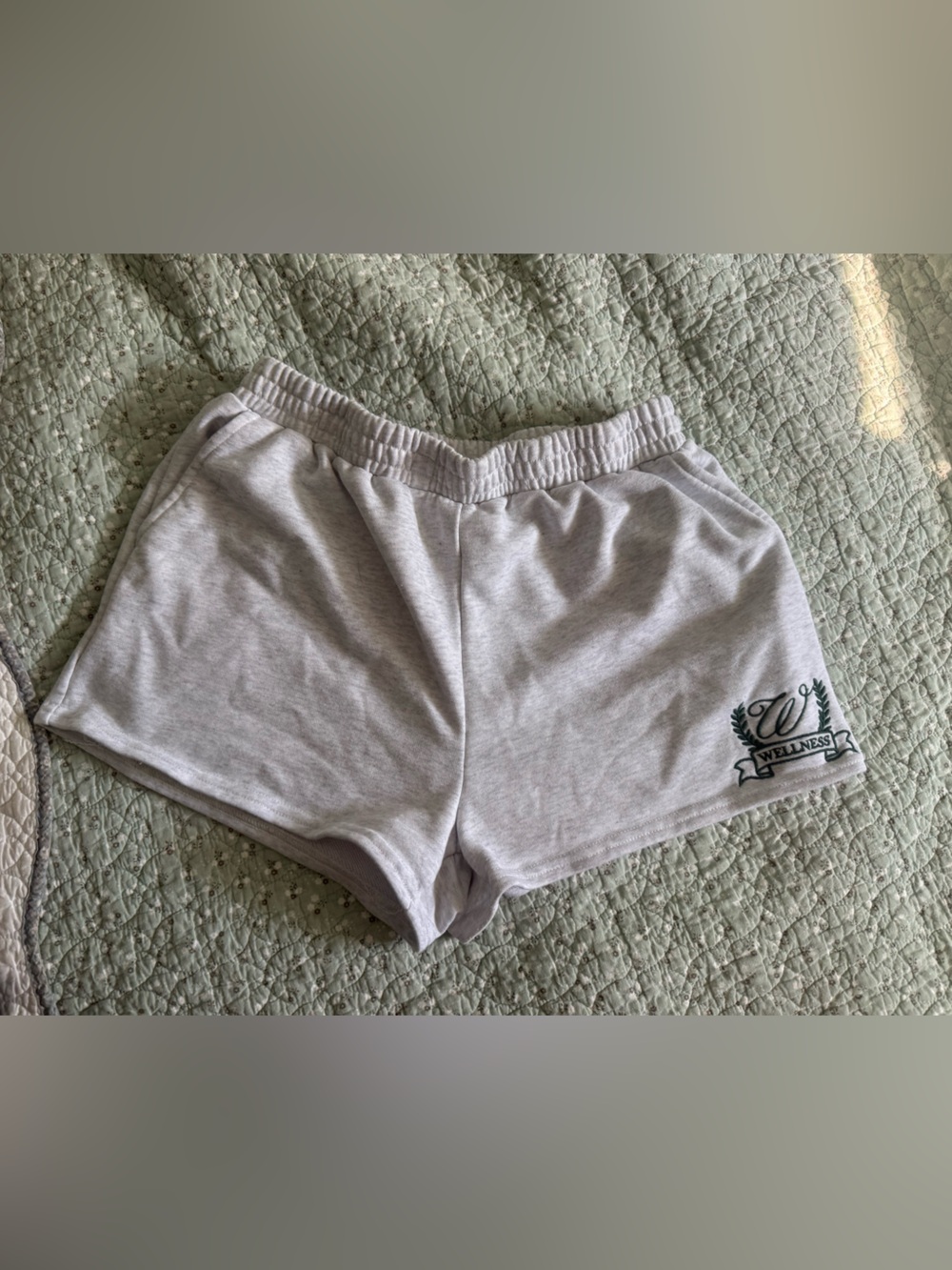Le Lis Light Gray Wellness Logo Women's Shorts EMBROIDERED